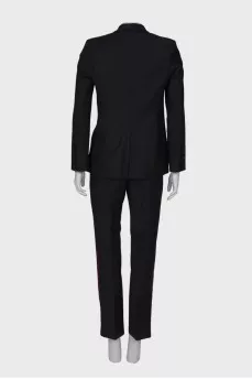 Classic suit with red stripes