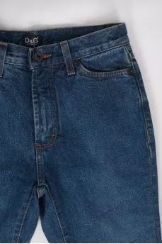 High waist jeans with tag