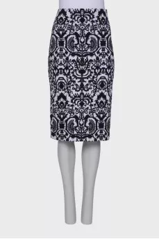 Pencil skirt in black and white print
