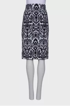 Pencil skirt in black and white print