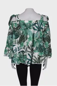 Blouse in green floral print