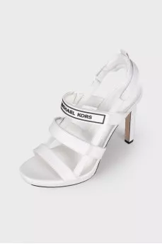 Leather sandals with brand logo