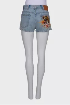 Embroidered denim shorts