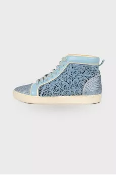 Blue sneakers with lace