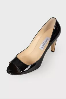Black patent leather pumps