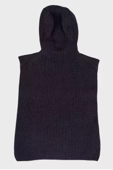 Knitted cape with hood