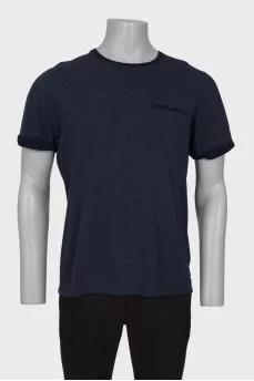 Men's T-shirt with chest pocket