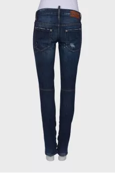 Ripped low-rise jeans