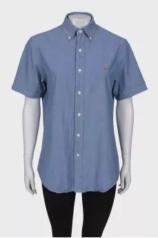 Light blue short sleeve shirt