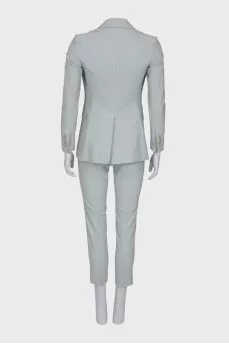 Fitted wool suit