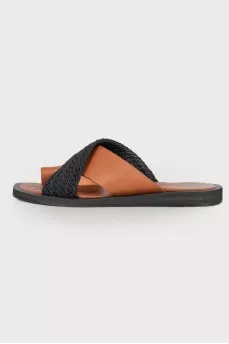 Leather slippers with textiles