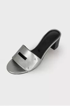 Mules Very