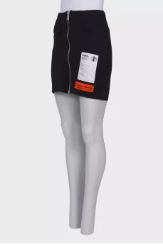 Black skirt with front zip