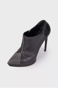 Leather ankle boots with rhinestones