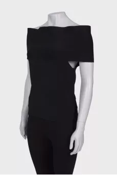 Black top with wide collar