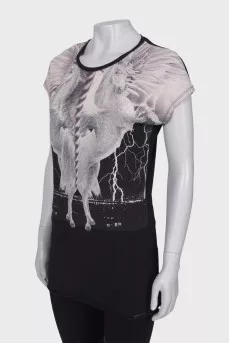 Black and white t-shirt decorated with rhinestones