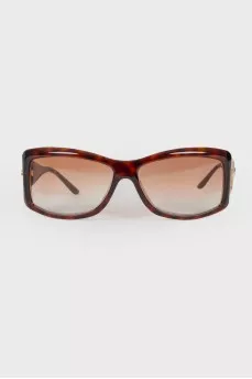 Sunglasses in print with diopters