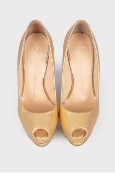 Gold-tone open-toed shoes