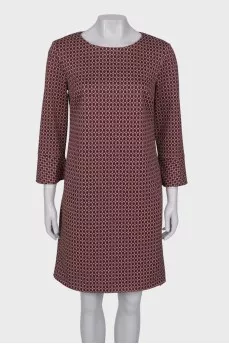 Dress with a straight fit print