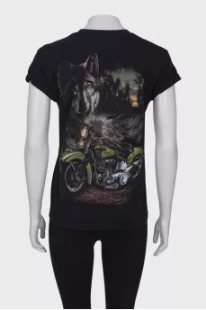 Black V-neck T-shirt