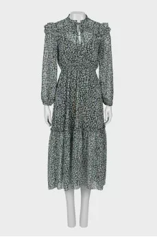 Dress in print with ruffles