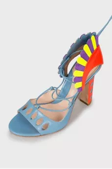 Leather sandals with appliqué