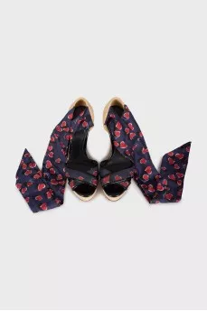 Printed woven wedge sandals