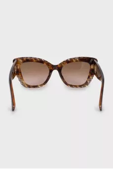 Sunglasses in signature print