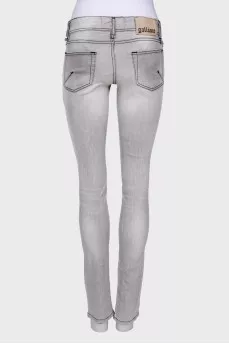 Light gray skinny jeans