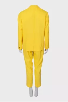 Yellow suit with linen trousers