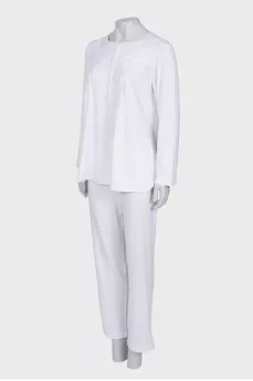 White suit with tag