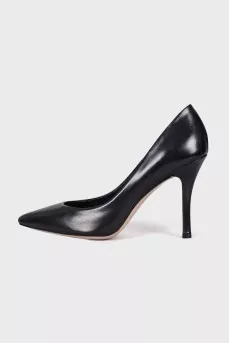 Black pointed toe pumps