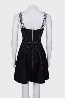 Black and white dress with tag