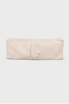 Milk-colored clutch with a zipper