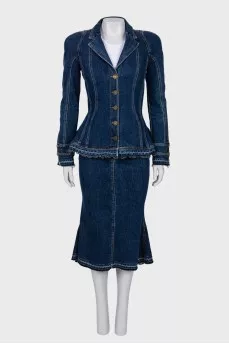 Denim suit with tag