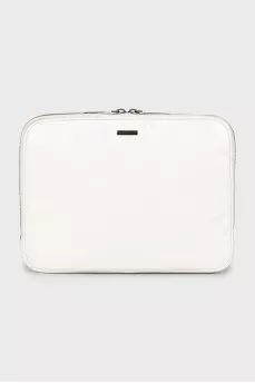 Leather clutch with pattern