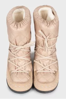 Quilted padded boots