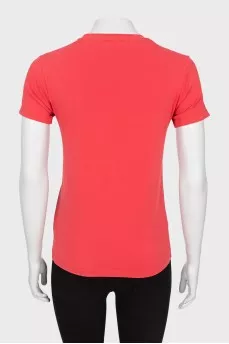 Red T-shirt with slogan