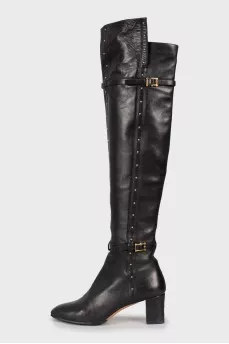 Decorated leather boots