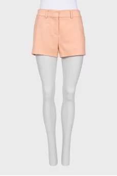 Классические розовые шорты