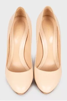 Beige stiletto shoes