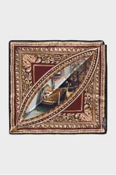 Scarf with a bright pattern