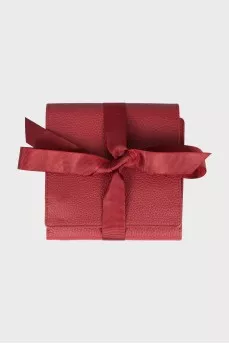 Leather toiletry case with ribbon