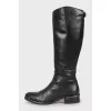 Leather boots with brand logo