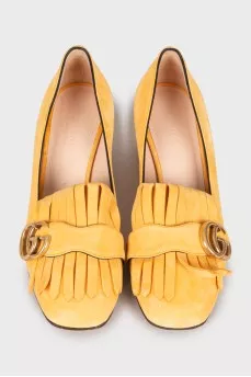 Yellow shoes with fringes