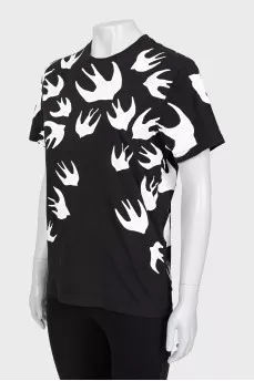 Black T-shirt with white print
