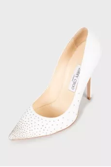 Leather shoes with metal rhinestones