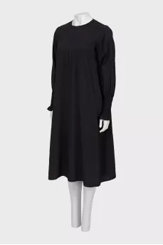 Black dress with zipper in front