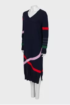 Wool dress with V-neck