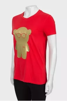 Red T-shirt with gold print